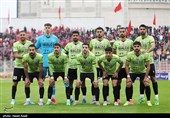 دیدار تیم‌های فوتبال نساجی و آلومینیوم