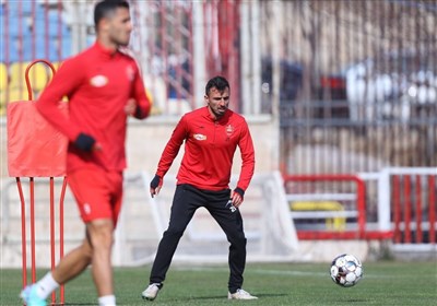 صادقي،ابتدايي،پرسپوليس،باشگاه