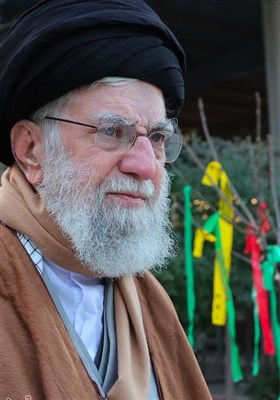 حضور رهبر انقلاب اسلامی در حرم مطهر حضرت امام خمینی (ره)