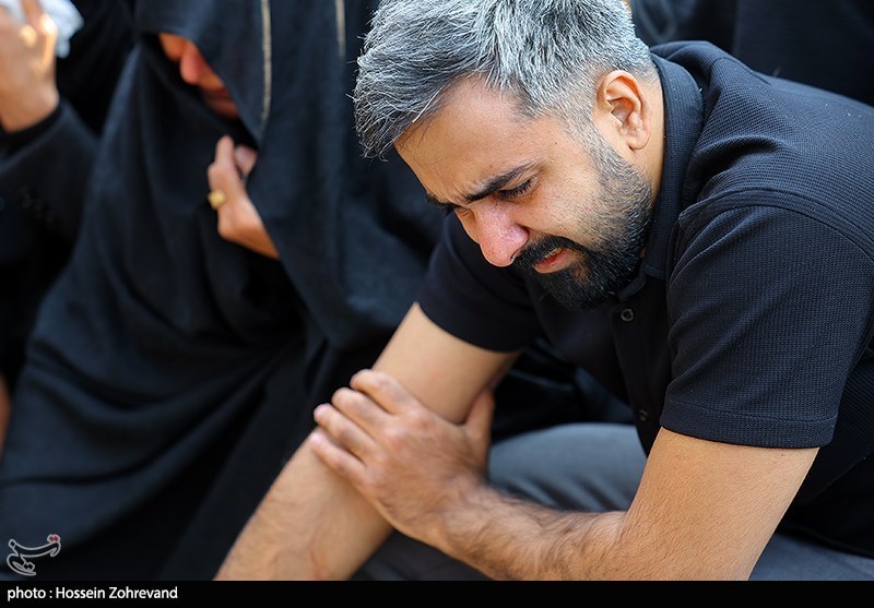 مراسم خاکسپاری پدر عبدالله عبداللهی معاون خبر خبرگزاری تسنیم ...
