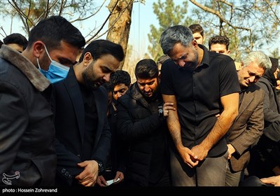 مراسم خاکسپاری پدر عبدالله عبداللهی معاون خبر خبرگزاری تسنیم ...