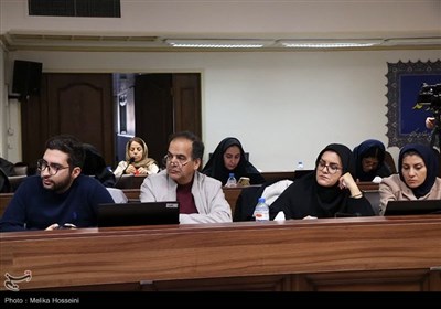 نشست خبری استاندار مرکزی از نگاه تسنیم