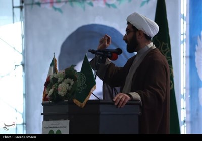آغاز جشن‌های دهه فجر در گلستان