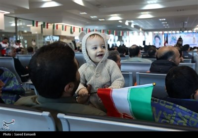 آغاز جشن‌های دهه فجر در گلستان