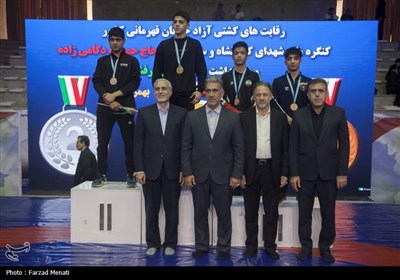 رقابتهای کشتی جوانان کشور در کرمانشاه