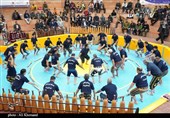 جشن بزرگ ورزش زورخانه‌ای در کرمان به مناسبت آغاز دهه فجر