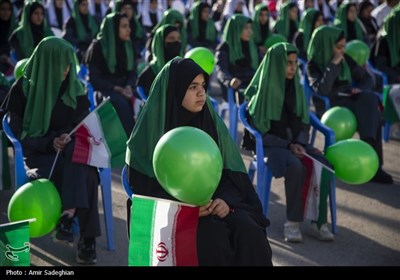 آیین نواختن زنگ انقلاب در شیراز 