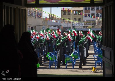 آیین نواختن زنگ انقلاب در شیراز 