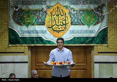 شیرینی خوران اعیاد شعبانیه در زنجان