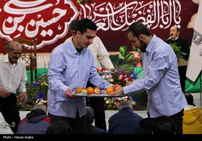 شیرینی خوران اعیاد شعبانیه در زنجان