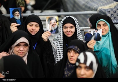 دیدار شرکت‌کنندگان در مسابقات بین‌المللی قرآن با رهبر انقلاب