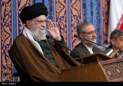 دیدار شرکت‌کنندگان در مسابقات بین‌المللی قرآن با رهبر انقلاب