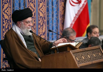 دیدار شرکت‌کنندگان در مسابقات بین‌المللی قرآن با رهبر انقلاب
