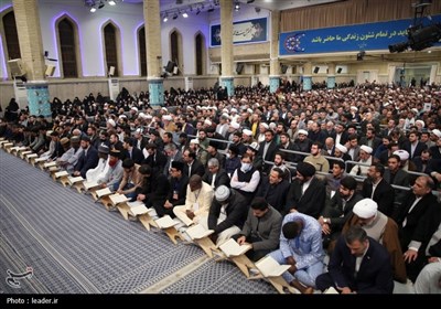دیدار شرکت‌کنندگان در مسابقات بین‌المللی قرآن با رهبر انقلاب