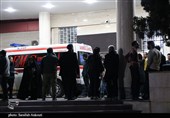 لحظه انتقال دانش آموزان مصدوم حادثه واژگونی اتوبوس به بیمارستان شهید باهنر کرمان