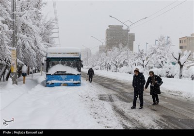 بارش سنگین برف در ارومیه
