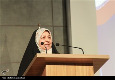 تور رسانه‌ای استاندار هرمزگان با اصحاب رسانه در پالایشگاه نفت ستاره خلیج فارس