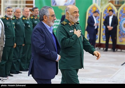 مراسم تجدید میثاق فرماندهان سپاه با آرمانهای امام(ره)