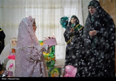 طرح دختران ماه در تبریز