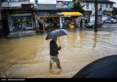 سیل و آبگرفتگی در پیربازار رشت