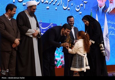 گردهمایی بزرگ فعالان فضای مجازی و رسانه استان همدان