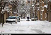 بارش برف در اراک و همدان