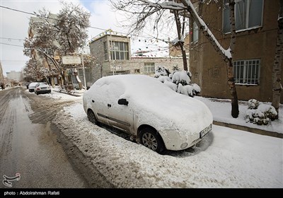 بارش برف در اراک و همدان