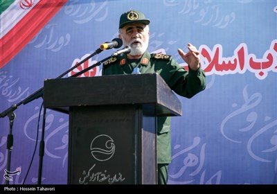 راهپیمایی 22 بهمن در کیش 