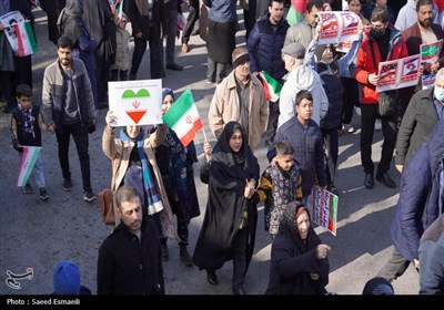 22 بهمن تماشایی مردم گرگان در جشن 46 سالگی انقلاب اسلامی
