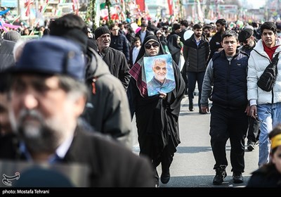 راهپیمایی 22 بهمن در تهران