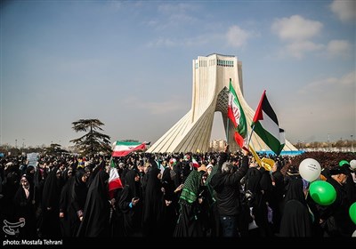 راهپیمایی 22 بهمن در تهران