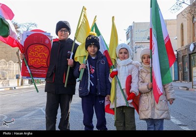 راهپیمایی 22 بهمن در زنجان 