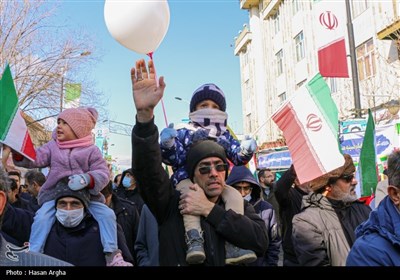 راهپیمایی 22 بهمن در زنجان 