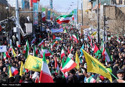 راهپیمایی 22 بهمن در زنجان 