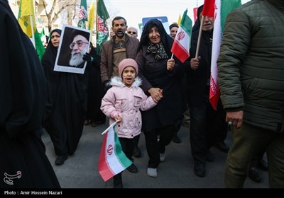 راهپیمایی 22 بهمن در قزوین