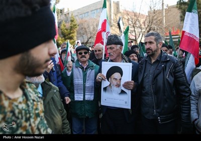 راهپیمایی 22 بهمن در قزوین