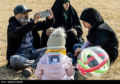 مسيرات في إيران بمناسبة انتصار الثورة الاسلامية