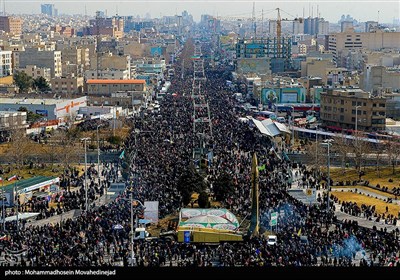 راهپیمایی 22 بهمن در تهران - 4