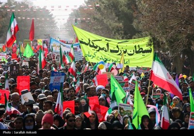 راهپیمایی ۲۲ بهمن در کرمان 