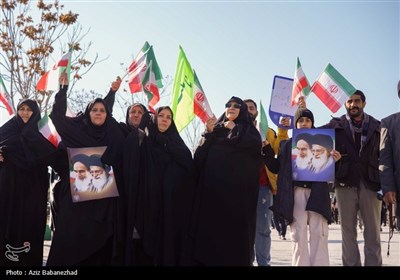 راهپیمایی 22 بهمن در خرم آباد