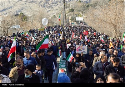 راهپیمایی 22 بهمن در خرم آباد