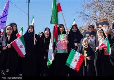 راهپیمایی 22 بهمن در خرم آباد