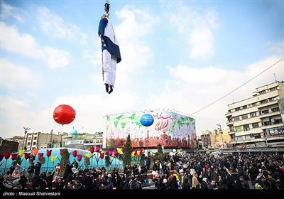 راهپیمایی 22 بهمن در تهران - 6