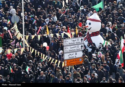 راهپیمایی 22 بهمن در تبریز 