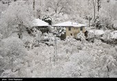 محاصره 60 روستای لرستان در ‌برف/امداد هوایی برای ارسال آذوقه