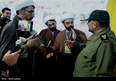 سردار سلیمانی در نمایشگاه زاینده‌نور