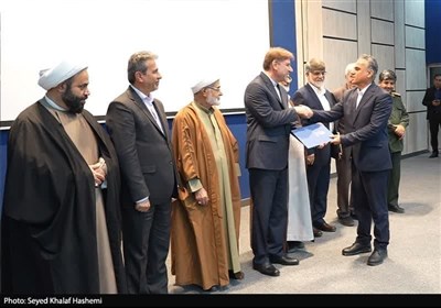 معرفی فرمانداران کنگان و دشتی با حضور استاندار بوشهر