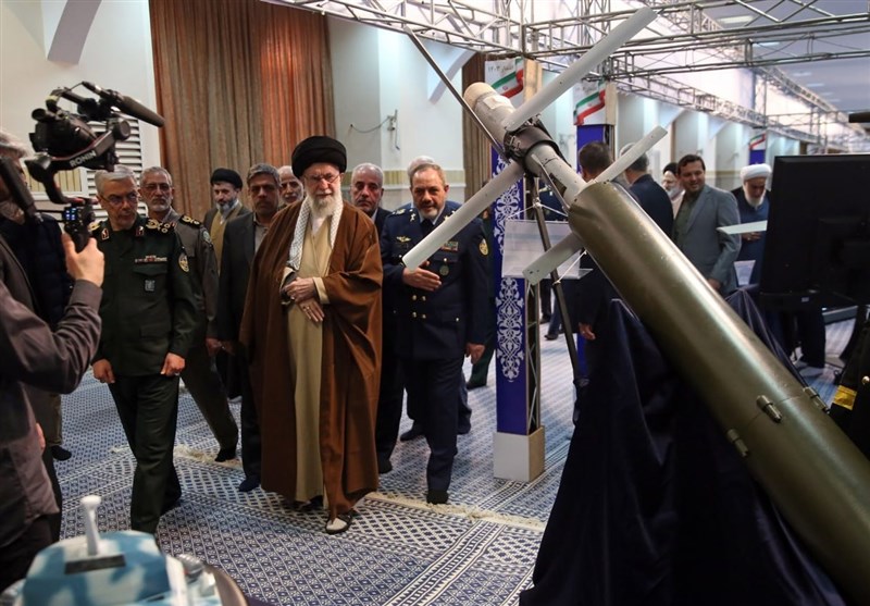İran&apos;ın Yeni Silahı: Kamikaze İHA’sı Fırlatabilen İnsansız Sualtı Aracı