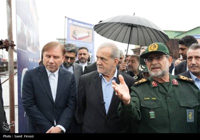 بازدید رئیس جمهور از مجموعه صنعتی شهید محلاتی بوشهر