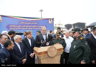 بازدید رئیس جمهور از صدرا و بندر بوشهر